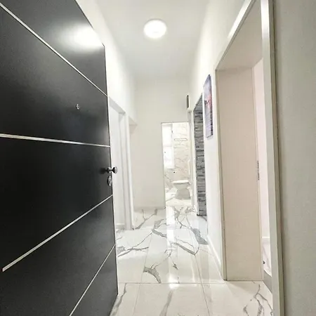 Luxury 2 * Rijeka