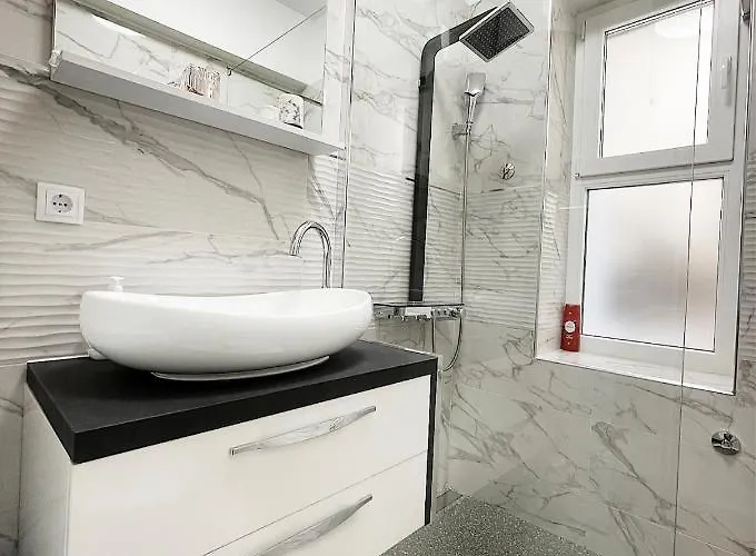 Luxury 2 * Rijeka